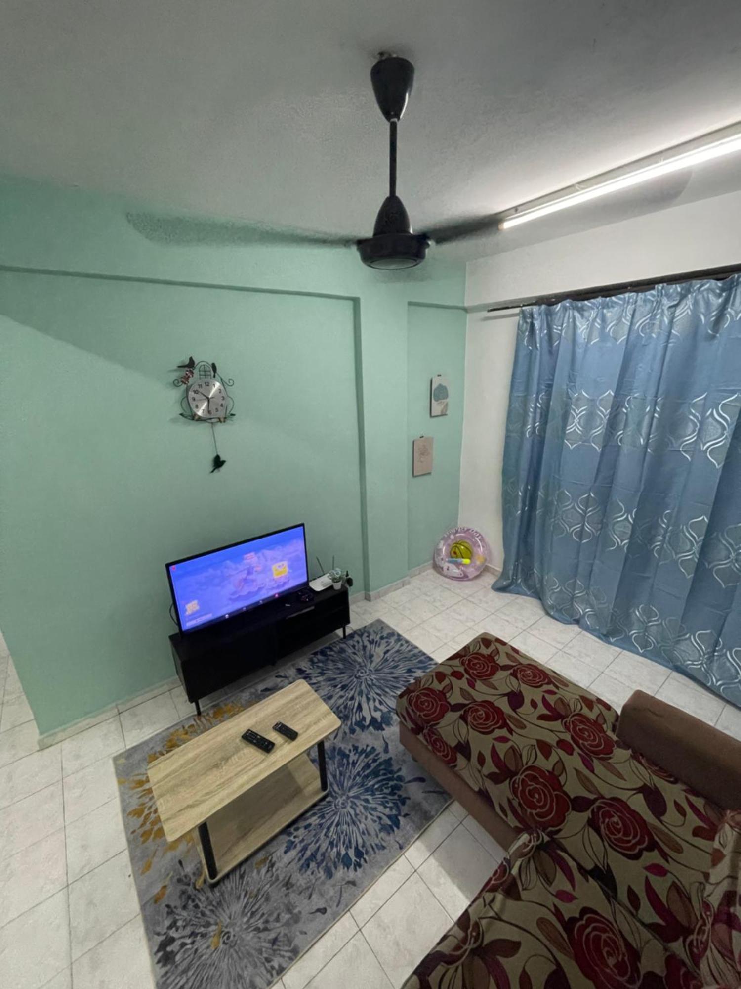 Blissful Breeze 4 Rooms & Netflix By Ezyroom Melaka Ayer Keroh Exterior foto