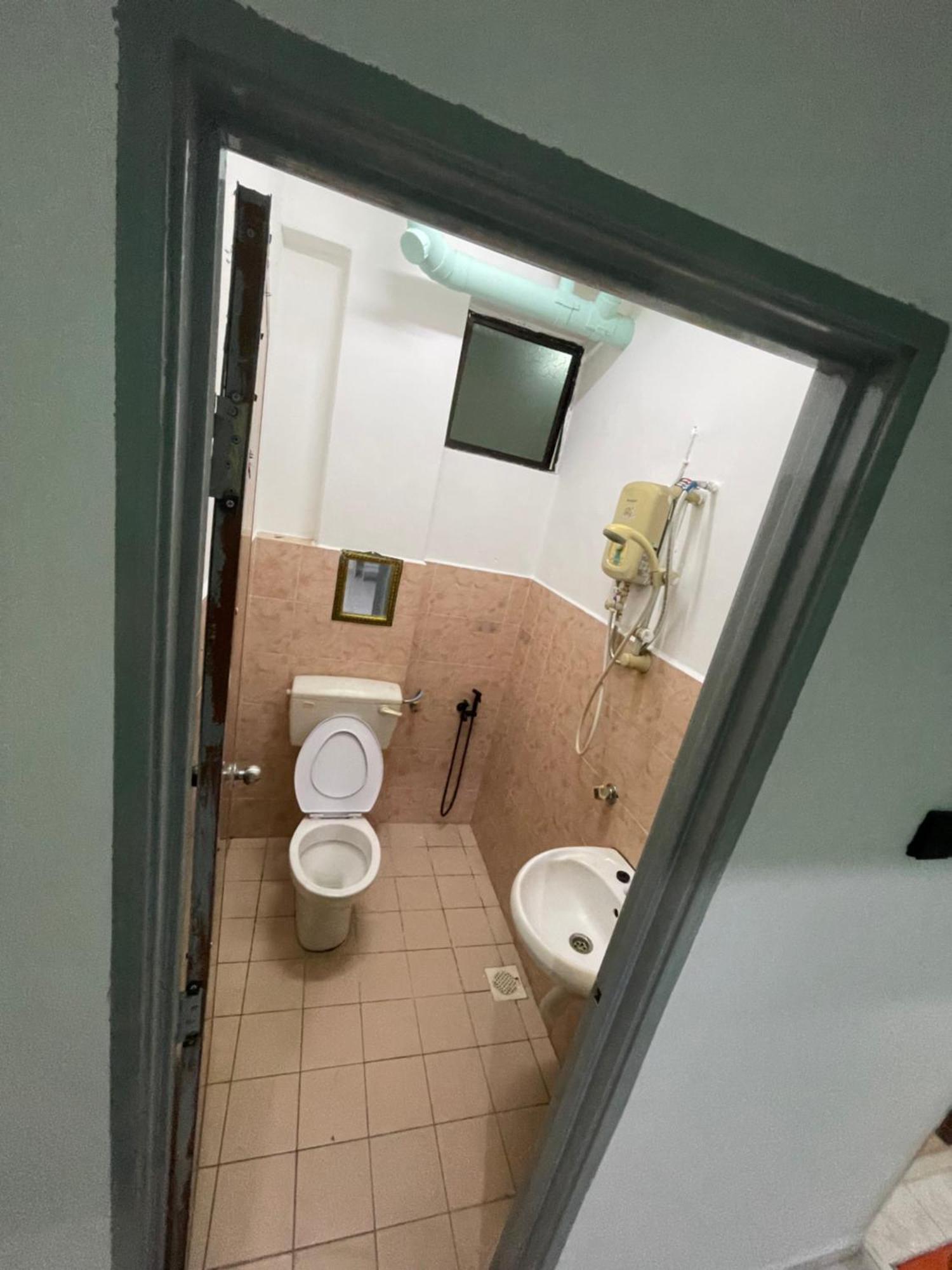 Blissful Breeze 4 Rooms & Netflix By Ezyroom Melaka Ayer Keroh Exterior foto